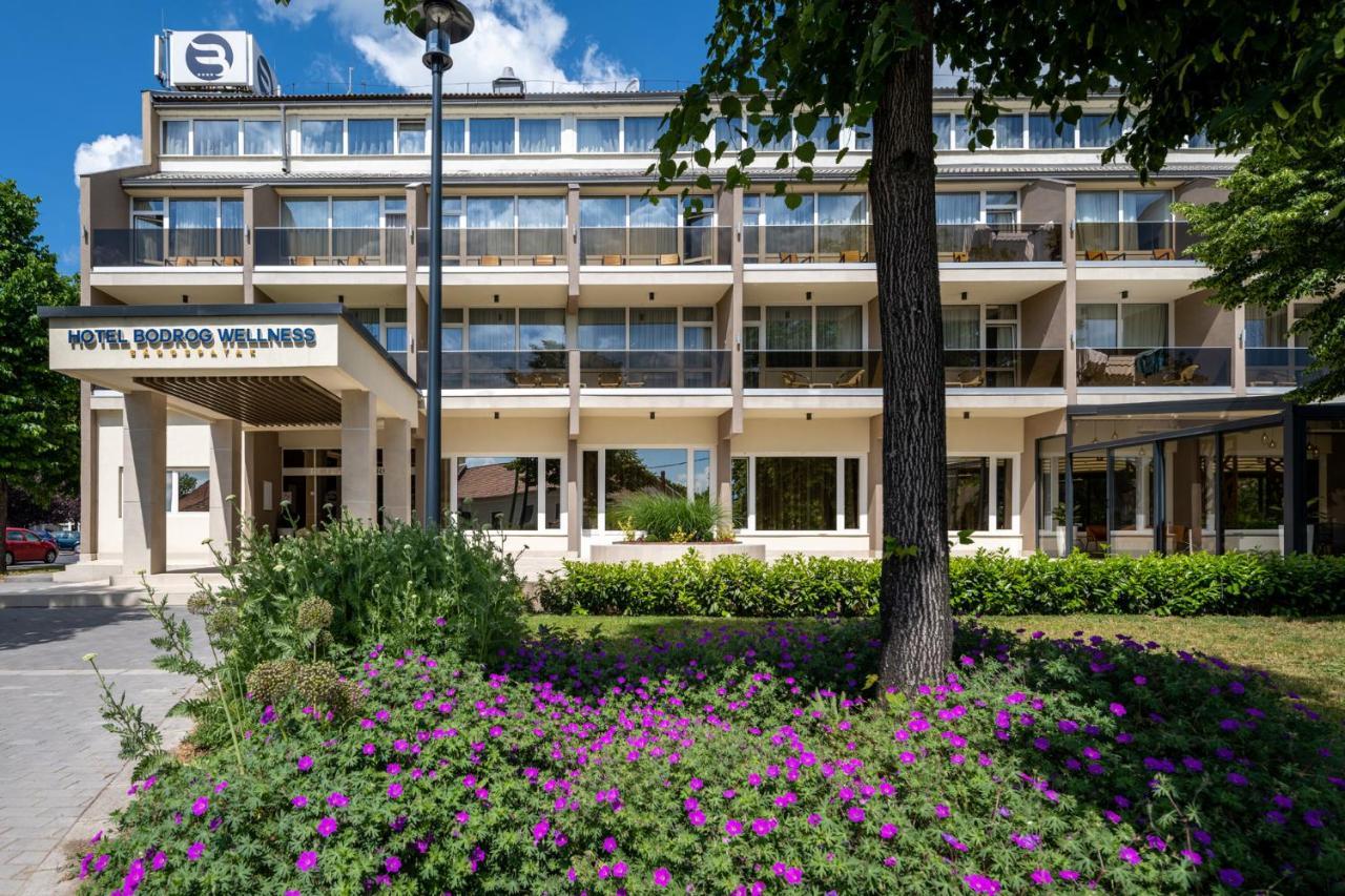 Hotel Bodrog Wellness & Elix Spa Sárospatak エクステリア 写真