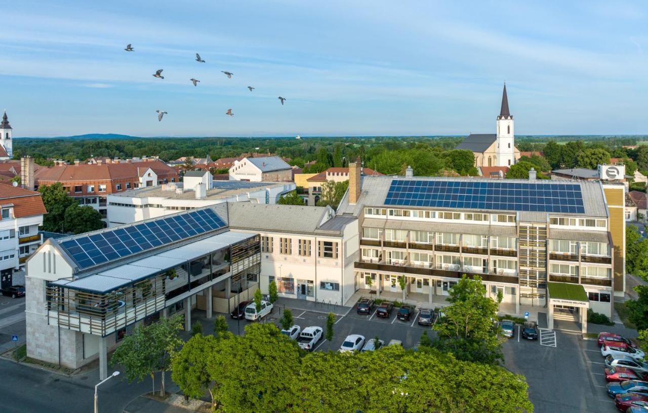 Hotel Bodrog Wellness & Elix Spa Sárospatak エクステリア 写真